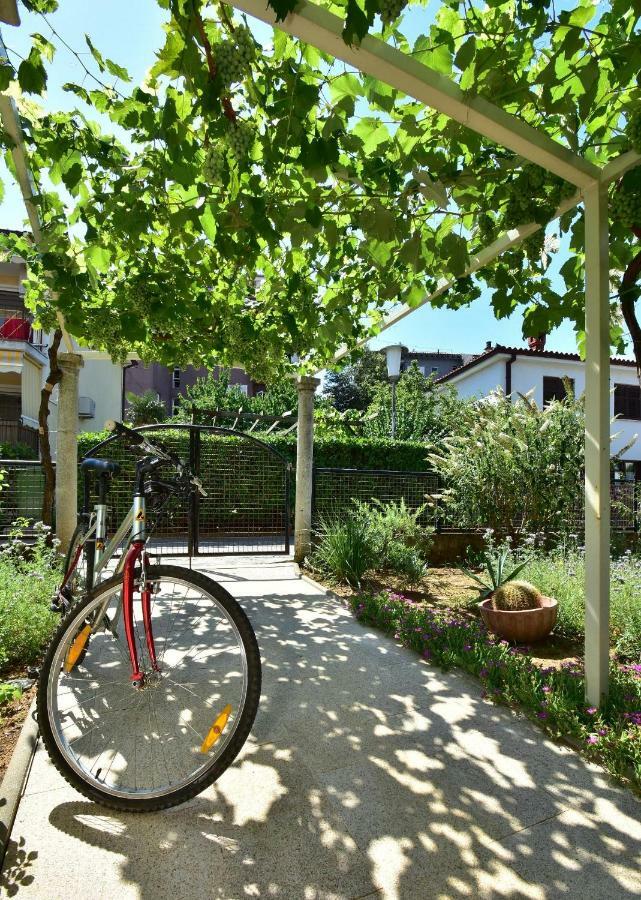 Sunny Heaven Apartments Izola Exterior foto