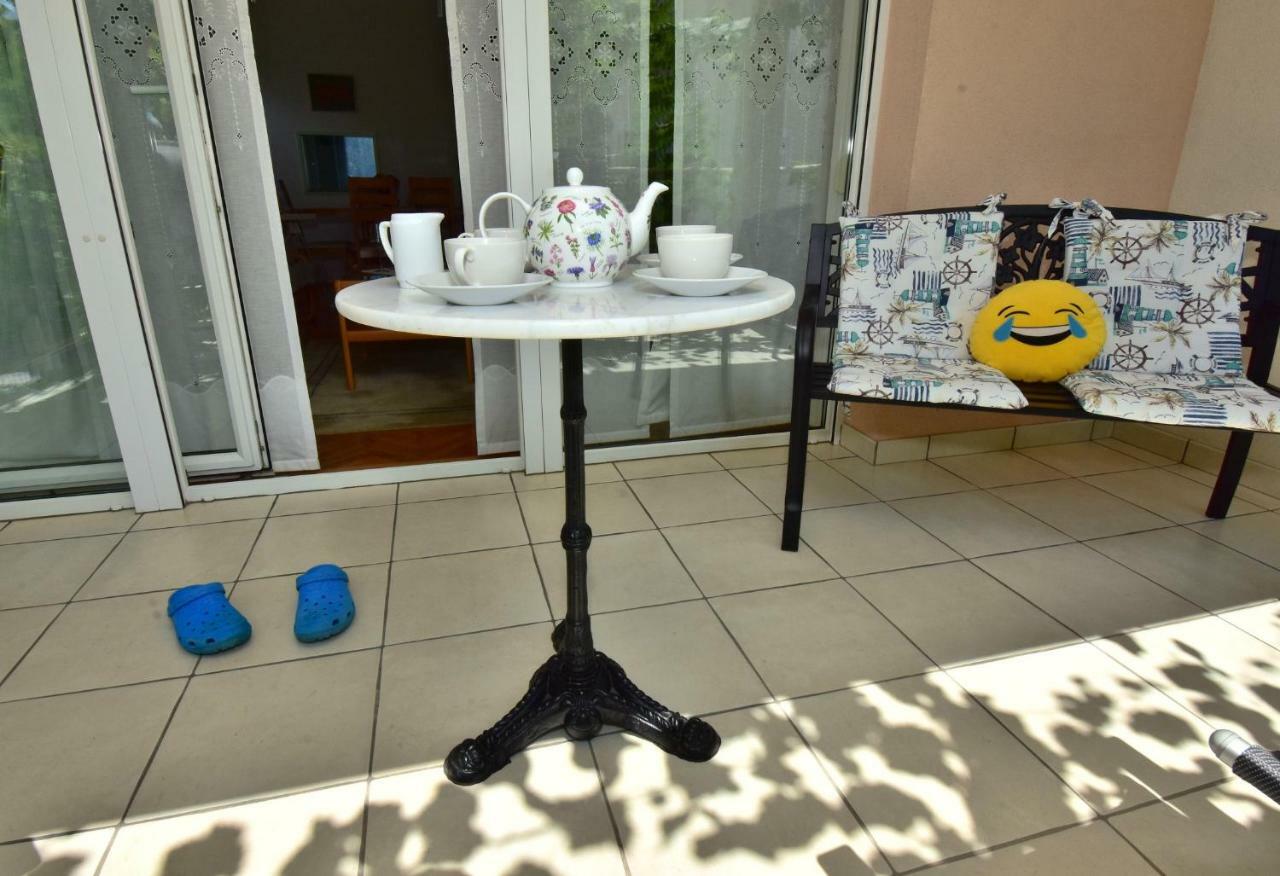 Sunny Heaven Apartments Izola Exterior foto